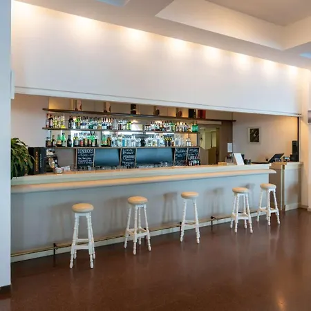 Hotel Carlotta