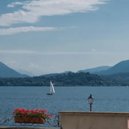 Carlotta Hotel